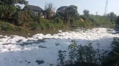 Kabupaten Bekasi -Pencemaran Kali Cilemahabang