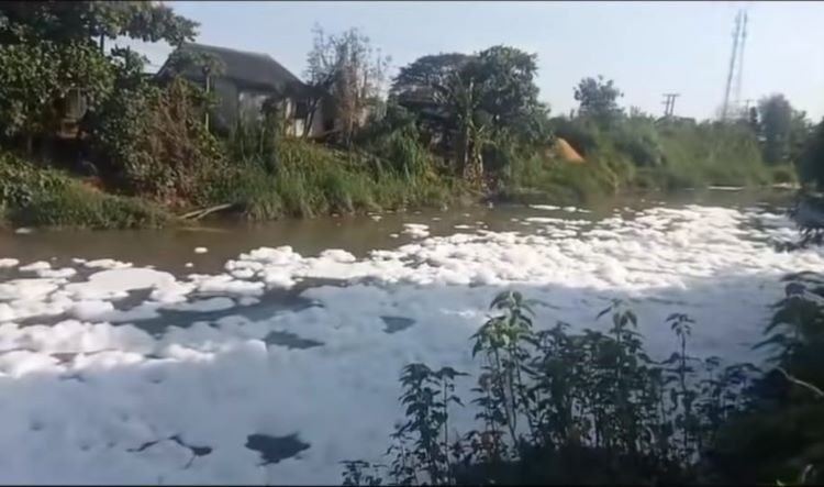 Kabupaten Bekasi -Pencemaran Kali Cilemahabang