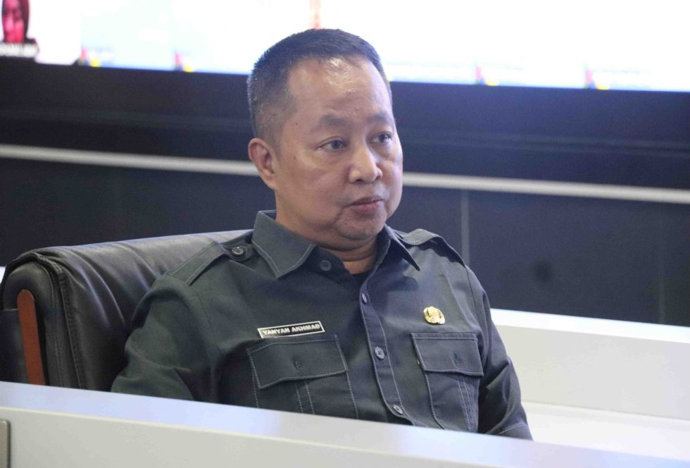 Kabupaten Bekasi - Kepala Diskominfosantik Kabupaten Bekasi, Yanyan Akhmad Kurnia menghadiri secara daring kegiatan Launching E-Monev 2025 tingkat Provinsi Jawa Barat yang berlangsung di Command Center Diskominfosantik Kabupaten Bekasi pada Selasa (29/7/2025).