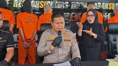 Kota Bekasi - Kapolres Metro Bekasi Kota, Kombes Kusumo Wahyu Bintoro dalam konferensi pers, Jumat (18/7/2025).