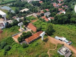 Relokasi SDN Burangkeng 04 Mandek, DPRD Kritik Disdik Bekasi, Wali Murid Turun ke Jalan