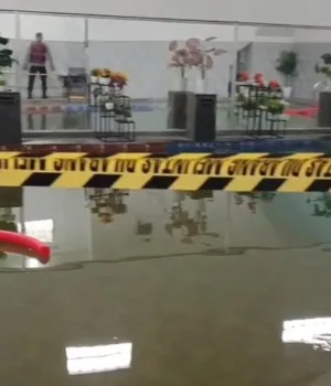 Kabupaten Bekasi - Kolam renang SDIT Ibnul Jazari, Kecamatan Babelan, Kabupaten Bekasi di Police Line. Foto: Ist