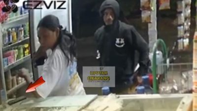 Kabupaten Bekasi - Sepasang suami istri (pasutri) berinisial A (36) dan S (48) diamankan Unit Reskrim Polsek Cikarang Pusat, Polres Metro Bekasi, usai terekam kamera CCTV mencuri sebuah handphone di warung kelontong yang berlokasi di Desa Jayamukti, Kecamatan Cikarang Pusat, Kabupaten Bekasi.