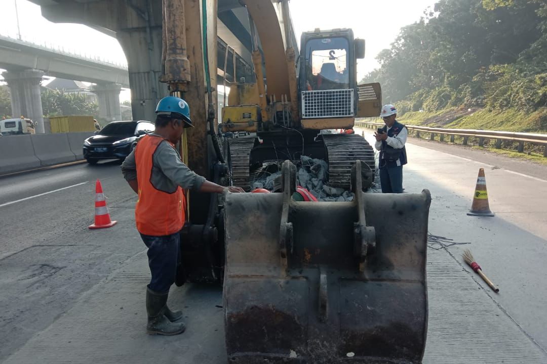 Bekasi - Pemeliharaan ruas Jalan Tol Jakarta - Cikampek