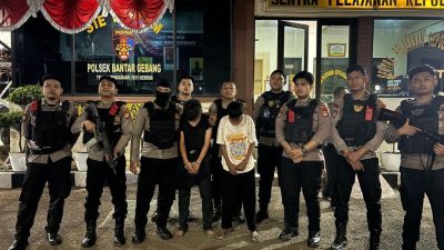 Kota Bekasi - Tim Patroli Perintis Presisi Polres Metro Bekasi Kota berhasil menggagalkan dugaan tawuran yang melibatkan kelompok remaja di kawasan Bantargebang, Minggu pagi (3/8/2025) sekitar pukul 04.45 WIB. Foto: Ist