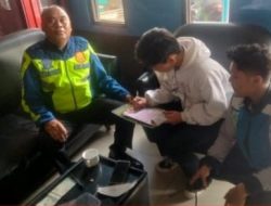 Nekat Masuk Tol karena Google Maps, Pemotor Asal Lampung Diamankan Polisi di Tol Jakarta-Cikampek
