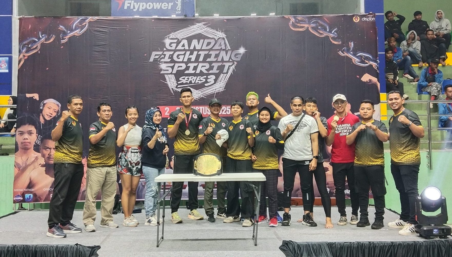 Kota Bekasi - IBCA MMA Kota Bekasi tampil gemilang dan sukses keluar sebagai juara umum dalam ajang Ganda Fighting Spirit Series ke-3 yang digelar di Bandung, Jawa Barat, akhir pekan lalu.
