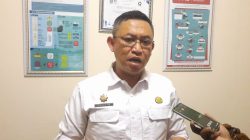Kota Bekasi - Kadisdukcapil Kota Bekasi, Taufiq R. Hidayat saat diwawancara. Foto: Septian/Gobekasi.id