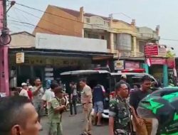 Karyawan Swasta Tewas Usai Tabrakan dengan Truk di Depan Kelurahan Kaliabang Tengah