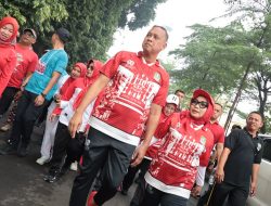 Wali Kota Bekasi Lepas Peserta Napak Tilas Vol. 6 Peringati HUT RI ke-80