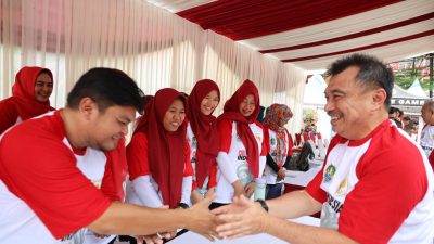 Wawalkot Bekasi Hadiri Semarak HUT ke-80 RI di Kecamatan Bekasi Selatan