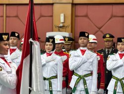 Wali Kota Bekasi Kukuhkan Anggota Paskibraka 2025