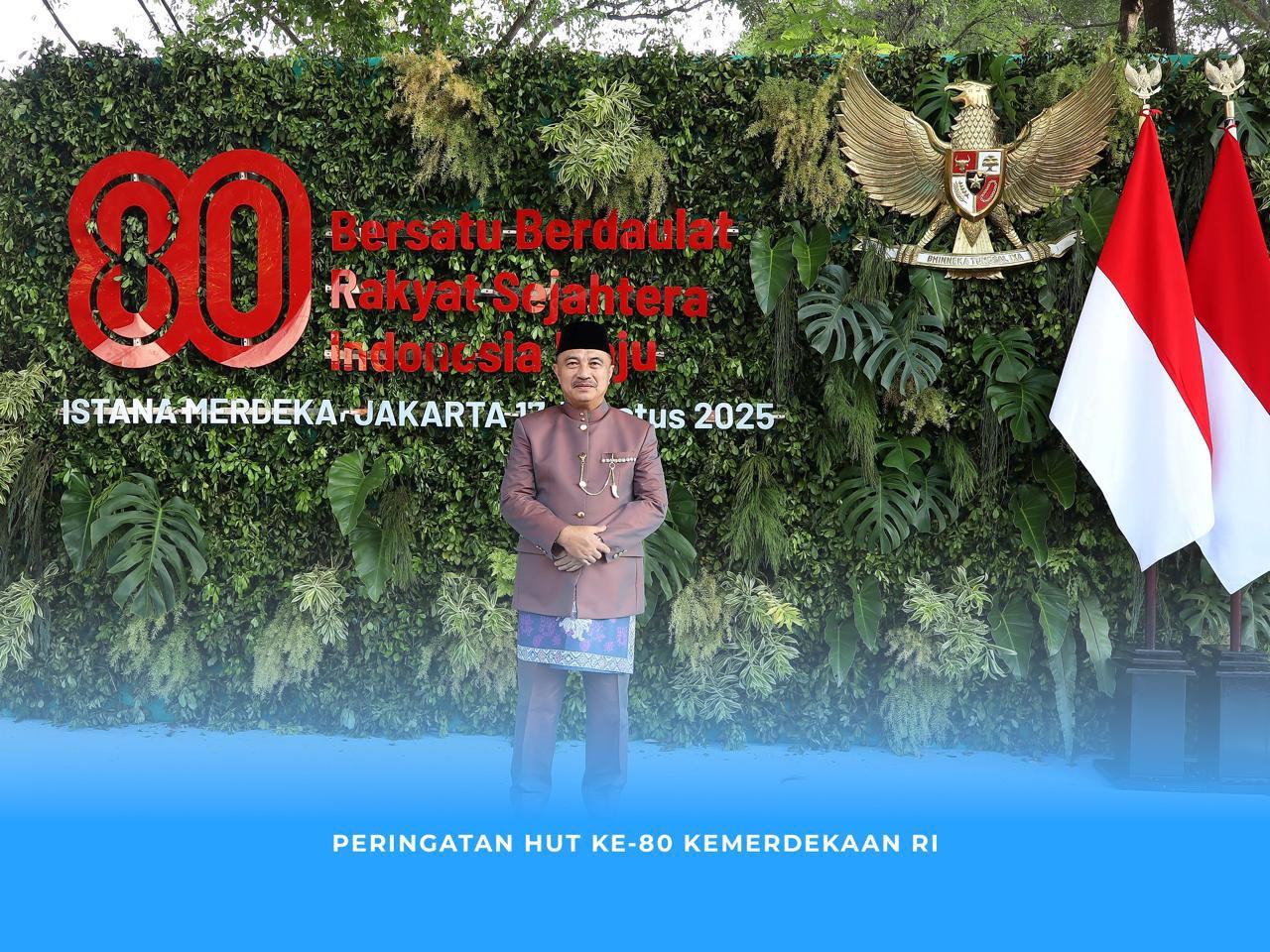 Kota Bekasi - Wawalkot Bekasi, Abdul Harris Bobihoe, menjadi salah satu tamu undangan dalam upacara peringatan Hari Ulang Tahun (HUT) ke-80 Republik Indonesia, di Istana Merdeka, Minggu (17/8/2025). Foto: Ist/Gobekasi.id