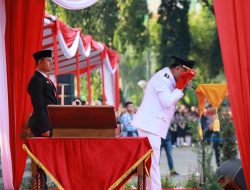 Wakil Wali Kota Bekasi Pimpin Parade Senja Penurunan Bendera HUT ke-80 RI