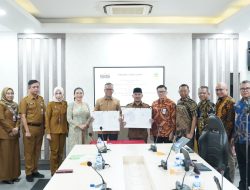 Pemkab Bekasi Teken MoU dengan Semen Indonesia untuk Percepat Pembangunan