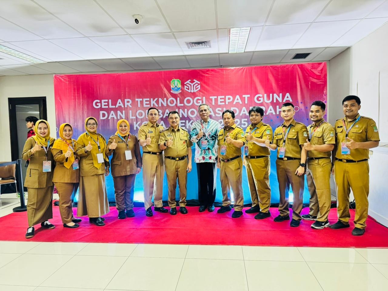Kota Bekasi - Pemkot Bekasi melalui Bappelitbangda menggelar Gelar Teknologi Tepat Guna (TTG) dan Lomba Inovasi Daerah 2025 di Ruang Nonon Sonthanie, Gedung D Kantor Wali Kota Bekasi. Foto: Ist/Gobekasi.id