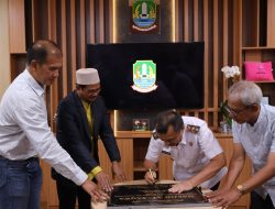 Wawali Bekasi Resmikan Masjid At-Taqwa, Dorong Peran Remaja Masjid