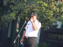 Momen Wali Kota Bekasi Menangis Saat Pimpin Apel di SMPN 13, Tegaskan Perlindungan bagi Siswa