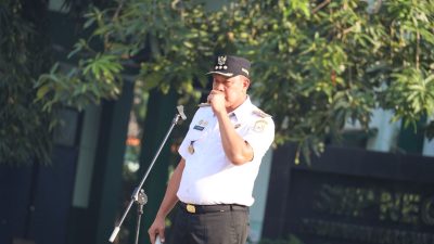 Momen Wali Kota Bekasi Menangis Saat Pimpin Apel di SMPN 13, Tegaskan Perlindungan bagi Siswa