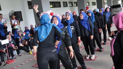 Kota Bekasi - Tim Penggerak (TP) PKK Kota Bekasi yang dipimpin Ketua TP PKK, Wiwiek Hargono Tri Adhianto, menggelar Jambore Kader PKK Kota Bekasi di GOR Stadion Patriot Candrabhaga, Kamis (28/8/2025). Foto: Ist/Gobekasi.id.