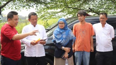 Kabupaten Bekasi - Sekretaris Daerah Kabupaten Bekasi, Dedy Supriyadi, usai mendampingi tim Kementerian Pekerjaan Umum dan Perumahan Rakyat (PUPR) RI meninjau lahan pembangunan di kawasan Deltamas, Cikarang Pusat, Jumat (8/8/2025).