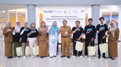 Kabupaten Bekasi - Kepala Dinas Pariwisata Kabupaten Bekasi Iyan Priyatna membuka pelatihan menjahit sektor fashion, berkolaborasi dengan CSR perusahaan industri. Bertempat di Gedung Wibawa Mukti Creative Hub, Cikarang Timur. Senin, (4/8/2025). Foto: Ist