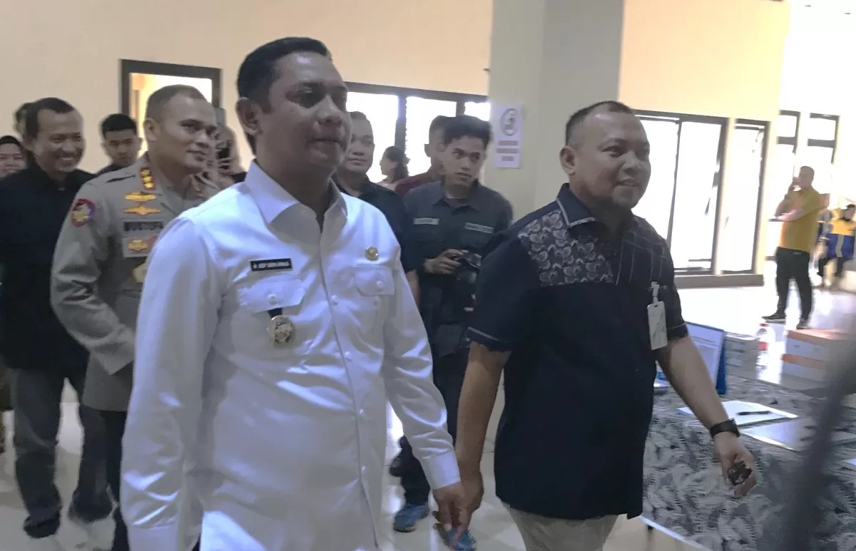 Kota Bekasi - Wakil Bupati Bekasi, Asep Surya Atmaja.