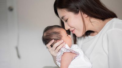 Bekasi - Ilustrasi ibu dan bayi