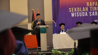 Wawali Bekasi Abdul Harris Bobihoe Ajak Wisudawan INSIDA Jadi Generasi Digital yang Tangguh
