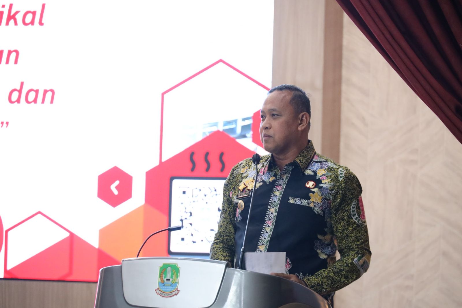 Kota Bekasi - Wali Kota Bekasi Tri Adhianto