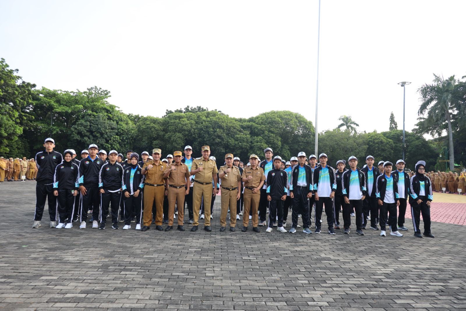 Kota Bekasi - Pemerintah Kota (Pemkot) Bekasi resmi menjalin kerja sama dengan PT Garuda Gemah Nusantara untuk perencanaan, pembangunan, dan pengembangan kawasan Stadion Patriot Candrabaga. Foto: Ist/Gobekasi.id.