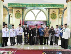 Ponpes At Taqwa Pusat Raih Juara Umum MQK Kabupaten Bekasi 2025