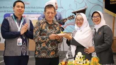 Kabupaten Bekasi - Pengurus Cabang IBI Kabupaten Bekasi berkomitmen tingkatkan pelayanan kesehatan ibu dan balita, sejalan dengan program pemerintah pusat mewujudkan Indonesia Emas 2045. Foto: Ist/Gobekasi.id.