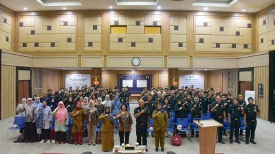 Kabupaten Bekasi - Dinas Lingkungan Hidup (DLH) Kabupaten Bekasi mendorong penerapan budaya kerja ramah lingkungan di lingkungan perkantoran melalui program Eco Office. Foto: Ist/Gobekasi.id.