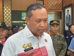 Kota Bekasi Siapkan Kajian Kenaikan Upah Buruh, Tri Adhianto: Harus Adil untuk Semua Pihak 