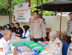Suasana Pospol Pekayon Jadi Meriah, Polisi Gelar Layanan Kesehatan & Sarapan Gratis