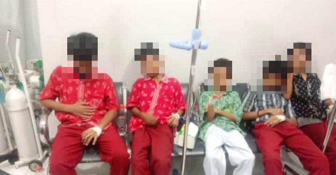 Kota Bekasi - Siswa yang mengalami keracunan Makan Bergizi Gratis di Kota Bekasi telah pulang. Foto: Ist/Gobekasi.id.