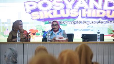 Kota Bekasi - Sosialisasi Siklus Hidup Tingkat Kecamatan di Aula Dinas Kesehatan Kota Bekasi. Kegiatan ini diikuti para kader posyandu dari seluruh kecamatan dengan tujuan memperkuat peran posyandu sebagai garda terdepan pelayanan masyarakat. Foto: Ist/Gobekasi.id.