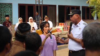 Kota Bekasi - Wali Kota Bekasi Tri Adhianto datang menyapa para warga binaan yang merupakan Orang Dengan Gangguan Jiwa (ODGJ) Yayasan Galuh, Rabu (8/10/2025). Foto: Ist/Gobekasi.id.