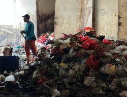 Tumpukan Sampah di Pasar Jatiasih Viral, Begini Penjelasan Pengelola