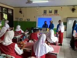 Belajar Pancasila Jadi Asyik, Mahasiswa UBSI Hidupkan Semangat Persatuan di SDN Jatiwaringin VI