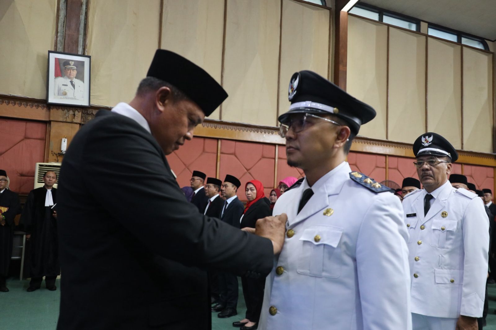 Kota Bekasi - Wali Kota Bekasi, Tri Adhianto melakukan mutasi massal pejabat di lingkungan Pemerintah Kota Bekasi, Rabu (29/10/2025). Foto: Ist/Gobekasi.id.