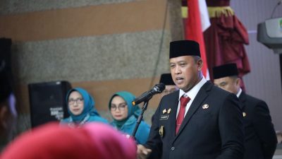 Kota Bekasi- Wali Kota Bekasi, Tri Adhianto melakukan mutasi massal pejabat di lingkungan Pemerintah Kota Bekasi, Rabu (29/10/2025). Foto: Ist/Gobekasi.id.