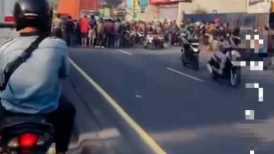 Kota Bekasi - Kecelakaan maut terjadi di Jalan Raya Sultan Agung, Kota Baru, Kecamatan Bekasi Barat, Kota Bekasi, pada Sabtu (4/10/2025) sekitar pukul 06.00 WIB. Foto: Ist/Gobekasi.id.