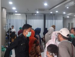 Usai Santap MBG, Enam Siswa SD di Bekasi Muntah-Muntah Hingga Dilarikan ke Rumah Sakit
