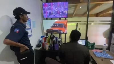 Kota Bekasi - Aksi pencurian terjadi di rest area kilometer 6 Tol Jakarta–Cikampek, Kota Bekasi. Foto: Ist