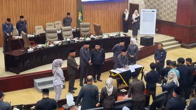 Kota Bekasi - Rapat Paripurna DPRD dan Wali Kota Bekasi dlaam pengesahan APBD Tahun 2026, Kamis (27/11/2025). Foto: Ist/Gobekasi.id.