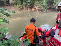 Tragedi Kali Cikarang: Dua Anak Ditemukan Meninggal, Pencarian Satu Korban Berlanjut