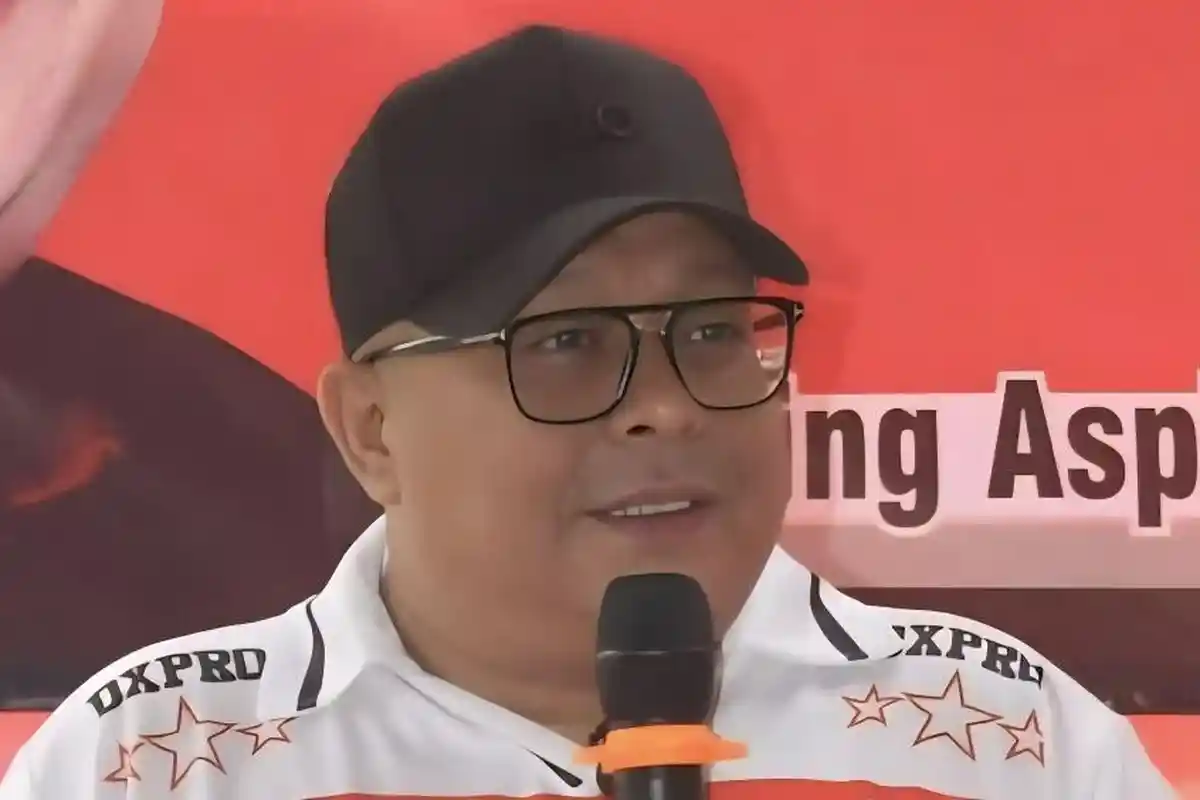 Kota Bekasi - Wakil Ketua I DPRD Kota Bekasi, Nuryadi Darmawan dalam kegiatan Reses III Tahun 2025 yang digelar di wilayah Bekasi Timur. Foto: Ist/Gobekasi.id.