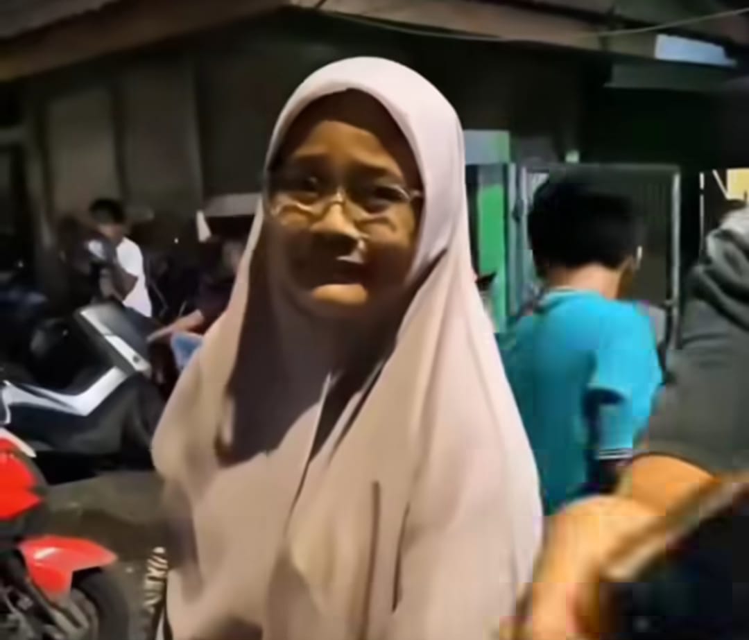 Kota Bekasi - Seorang remaja putri asal Tambun, Kabupaten Bekasi, menjadi korban perampasan sepeda motor oleh pria yang baru dikenalnya lewat media sosial. Foto: Ist/Gobekasi.id.